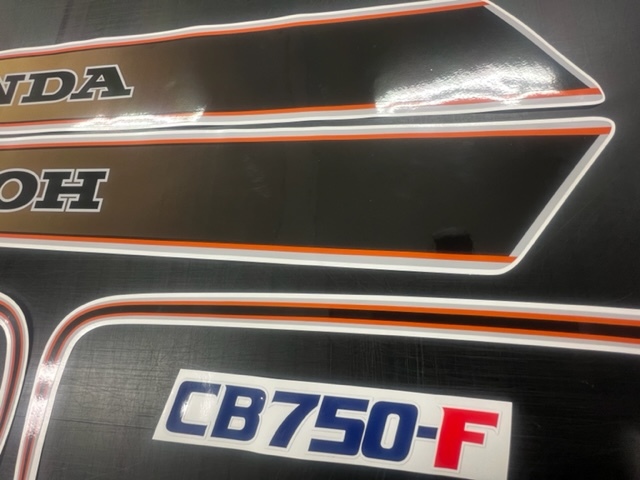 宅急便送料無料/絶版希少！CB750FB☆限定純正カラー/マグナムシルバー・ステッカーデカールフルセット/高品質日本製_画像4