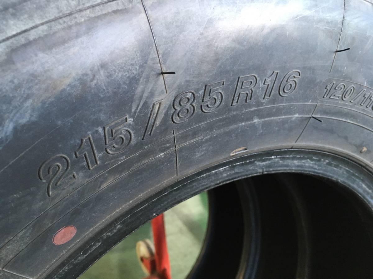 s094-4-2 ☆215/85R16 中古2本セット！ ヨコハマ LT151R 2018年製 残溝9ｍｍ♪　k60_画像6