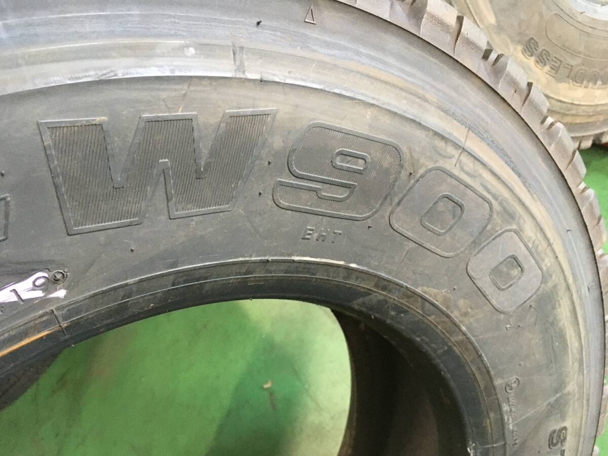 w215-1-10 ☆225/80R17.5 BS W900 中古2本♪ 2019年製 ブリヂストン 中古スタッドレス 残溝13～12ｍｍ！ k70_画像9