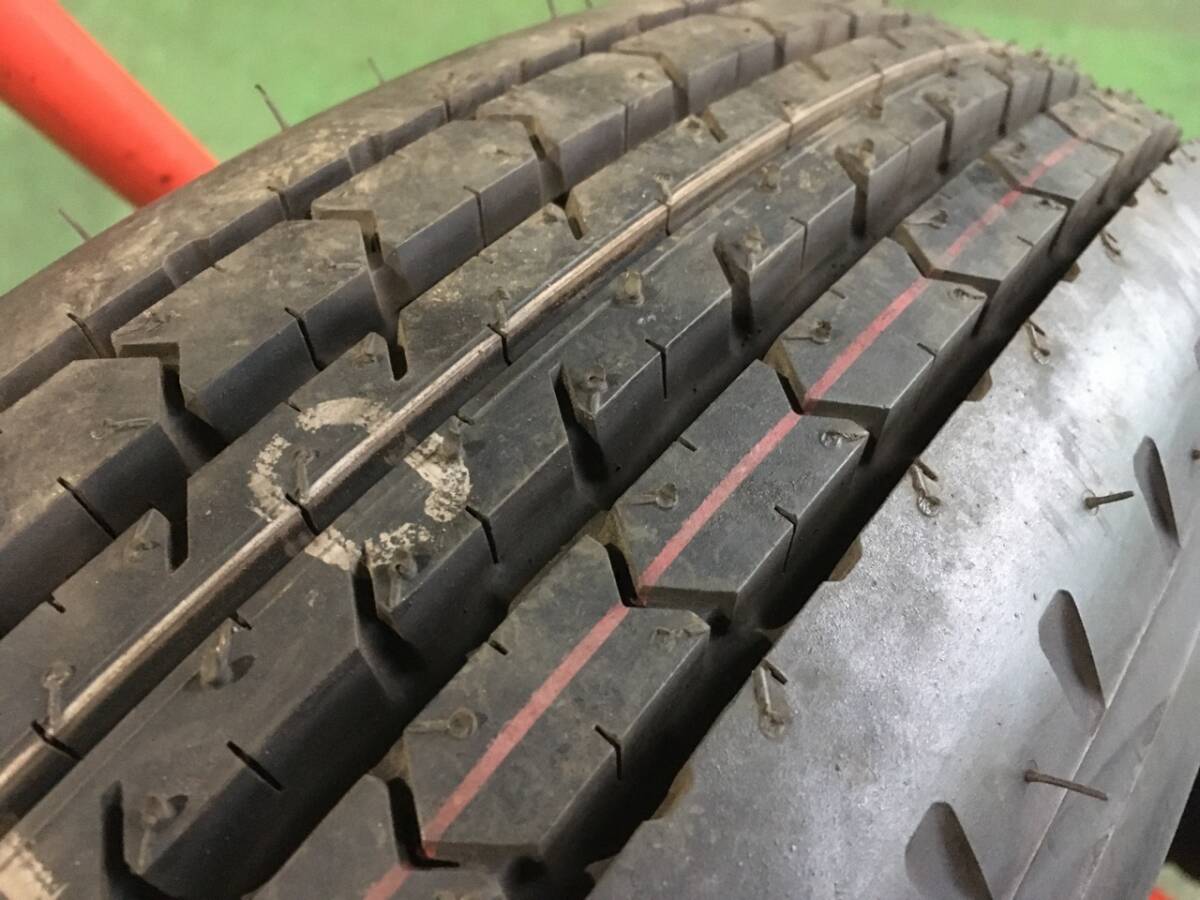 s136-4-2 ☆225/80R17.5 中古1本！ ダンロップ SP110 2018年製 新車外しなので美品です♪ スペア用に K35_画像4