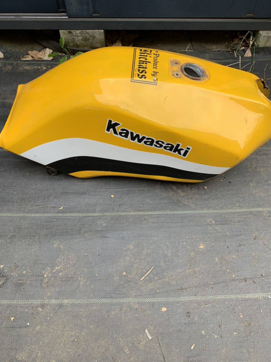 Kawasaki GPZ250 タンク Yahoo!オークション - GPZ250 ガソリンタンク タンク フューエル