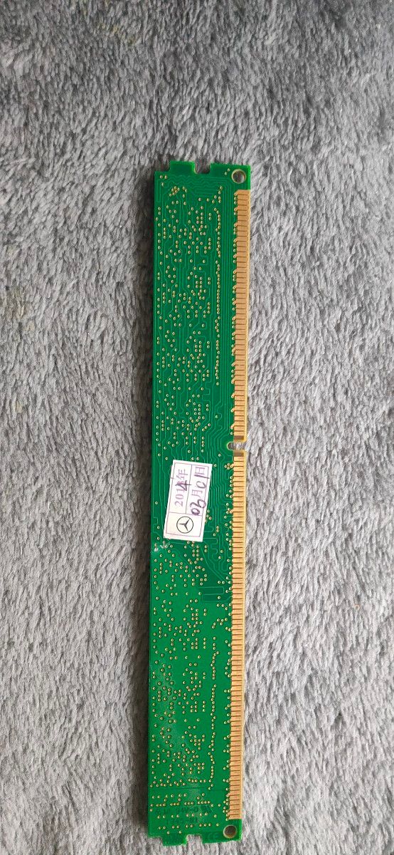 4gb デスクトップメモリ Kingston DDR3 1600Mhz