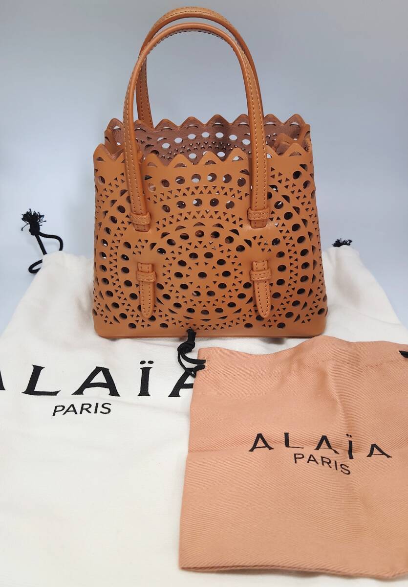 未使用品ALAIA tan leather MINA 16 VIENNE WAVE Crossbody Tote Bag アライア ミナ16 マイクロ トートバッグ ショルダーバッグ ミニバッグ