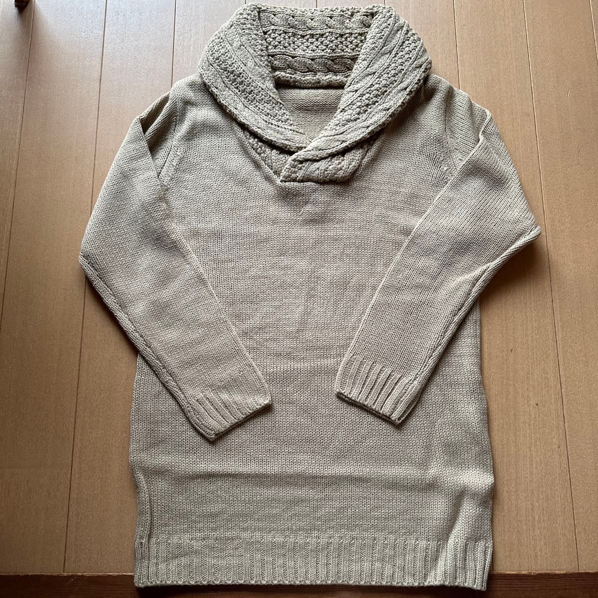ケーブル編み襟付きあったかセーター新品