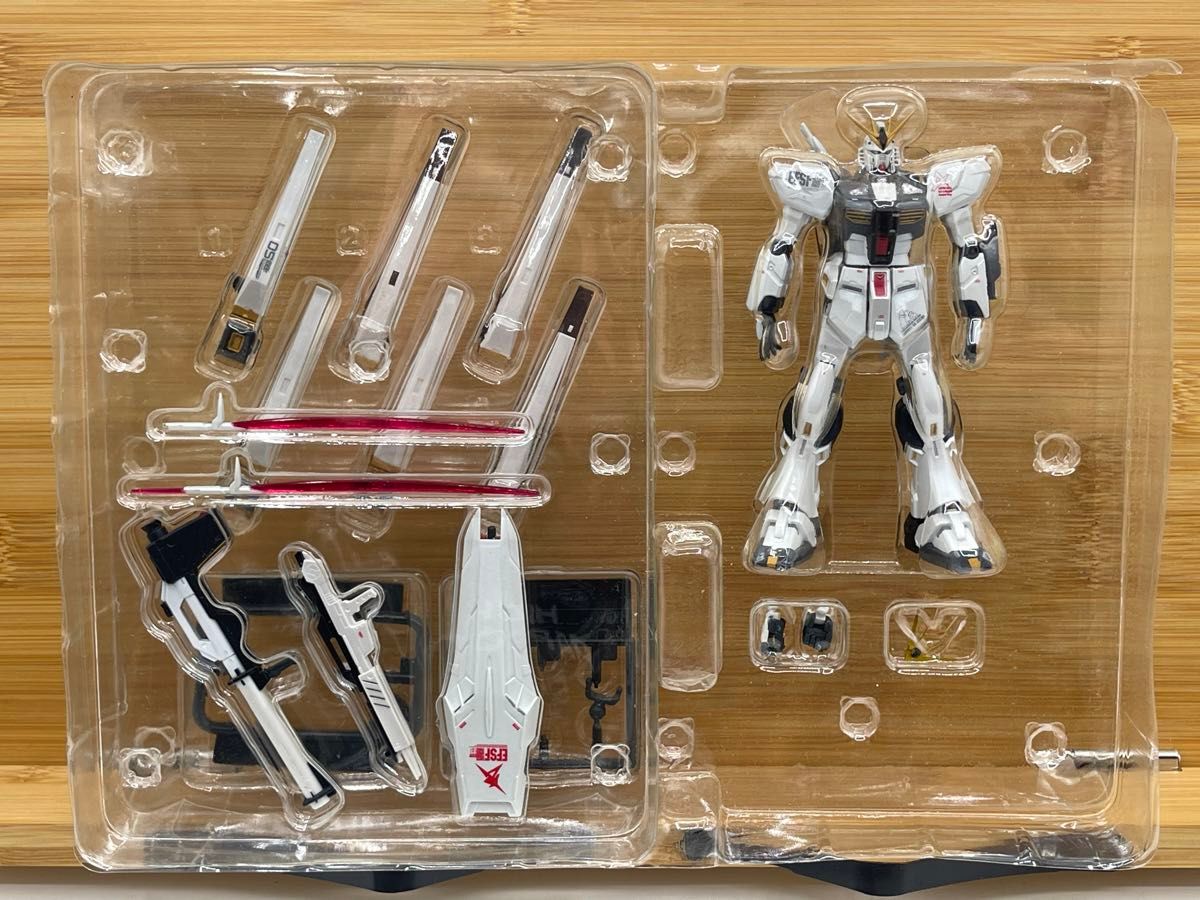 HCM-Proシリーズ SP-003 1/200 RX-93 νガンダム スペシャルペインテッド 機動戦士ガンダム 逆襲のシャア HCM-Proシリーズ SP-003 1/200 RX-93 νガンダム スペシャルペインテッド 機動戦士ガンダム 逆襲のシャア