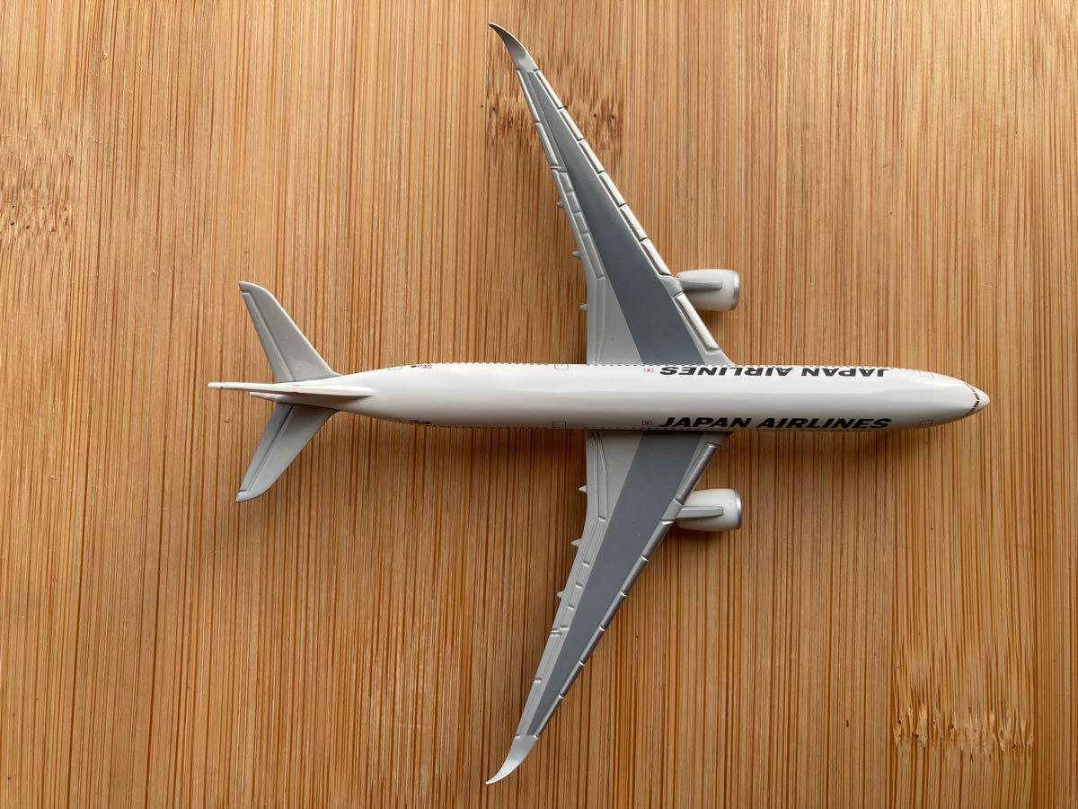 JALUX  JAL  A350-900  ダイキャストモデル　1／600