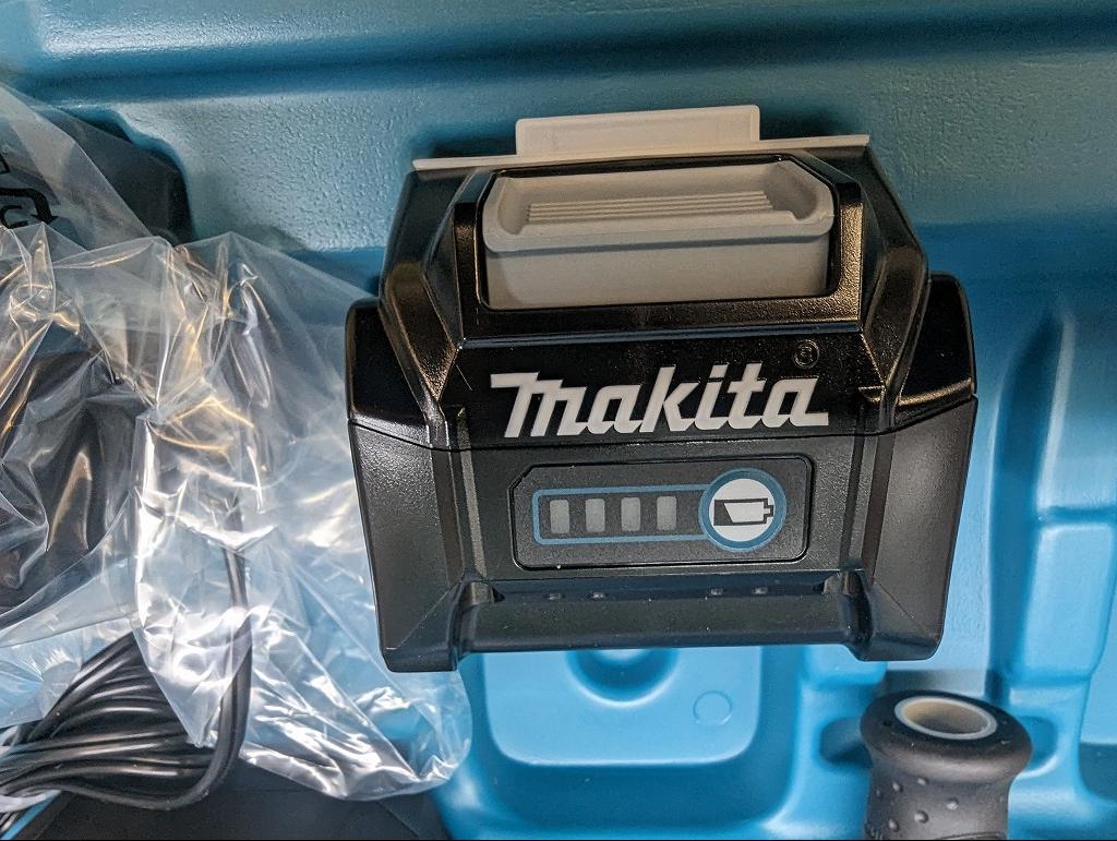 未使用品 makita マキタ 40Vmax 充電式ハンマ 4.0Ahバッテリー2個 + 充電器 HM001GRMX_画像3