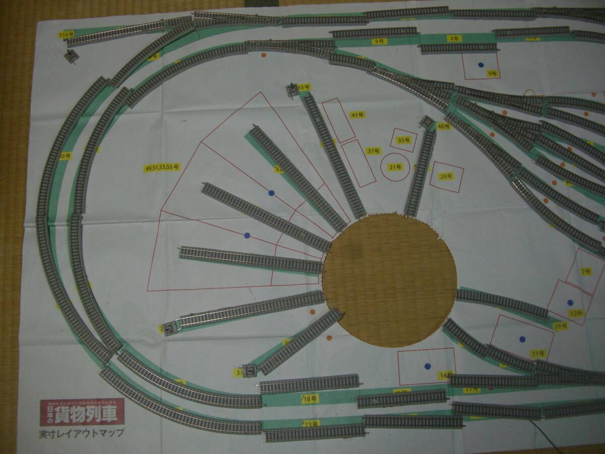 アシェット　週刊日本の貨物列車　レール、ターンテーブルと扇形機関庫です。ジャンクです。_画像6
