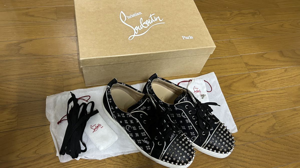 美品 クリスチャンルブタン Christian Louboutin スニーカー ルイスジュニア スパイク 41.5 26.5 黒 ブラック 男性 メンズ_画像1