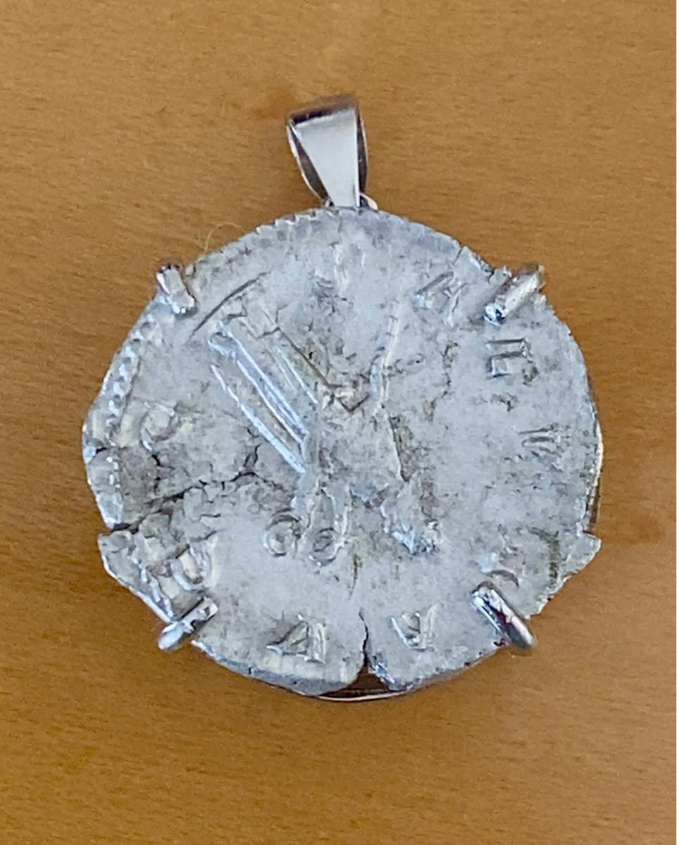 古代ローマコインモチーフ ペンダントトップ  ガリエヌス (253-268) 銀貨アントニニアヌス アンティーク の画像1