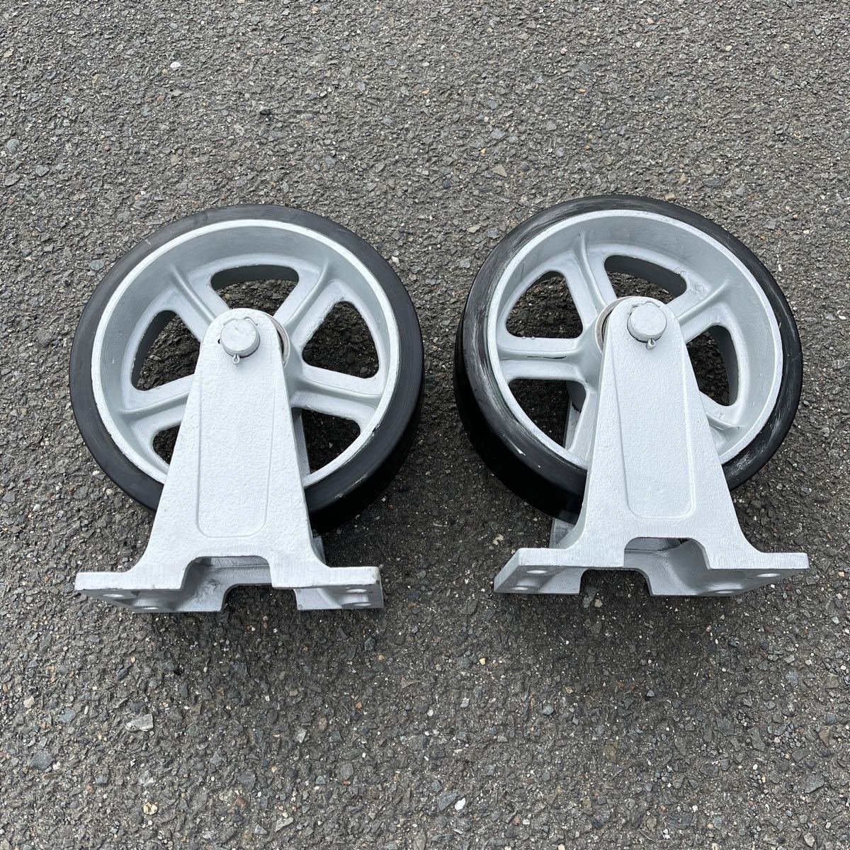 Yahoo!オークション - 岡本工機 マリーナ 船台 車輪 キャスター Yahoo!オークション - 岡本工機 マリーナ 船台 車輪 キャスター