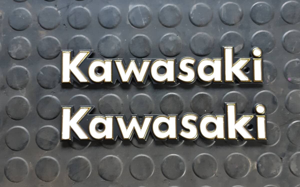 カワサキ　kawasaki Z2 Z750RS タンクエンブレム　ロングピッチ　_画像1