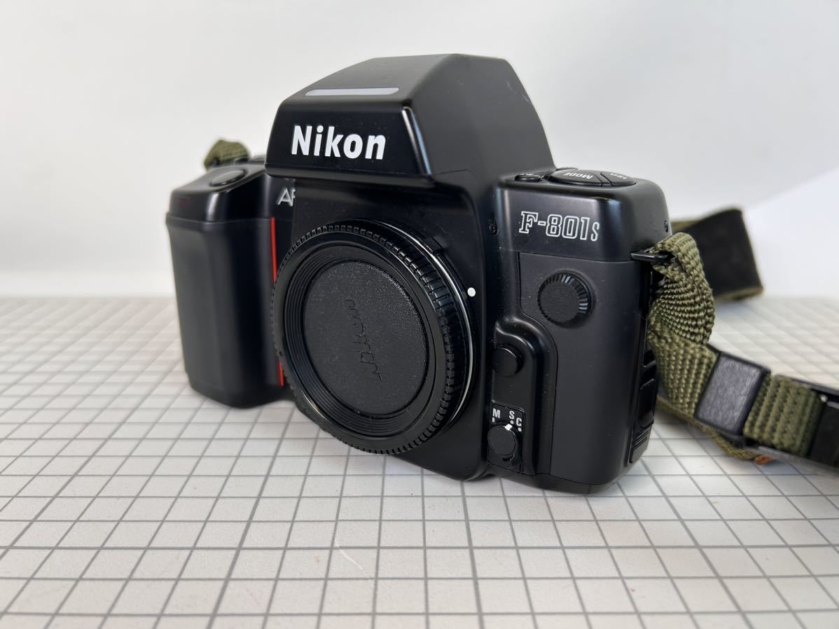 Nikon F-801s フィルムカメラ アンティークカメラ　ジャンク品　ZOOM Nikon ニコン　一眼レフ IM_画像3