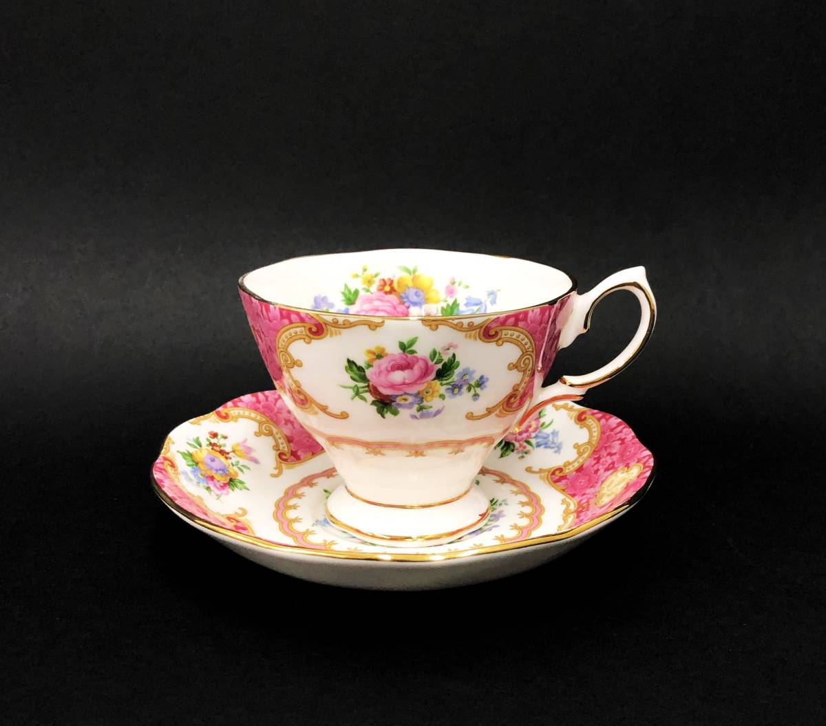 54◆【 2客セット 】ロイヤルアルバート ROYAL ALBERT レディーカーライル Lady Carlyle カップ&ソーサー ２客 金彩 ペア_画像2