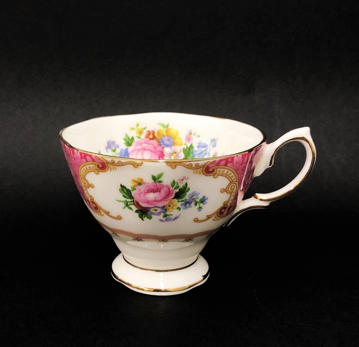 54◆【 2客セット 】ロイヤルアルバート ROYAL ALBERT レディーカーライル Lady Carlyle カップ&ソーサー ２客 金彩 ペア_画像3