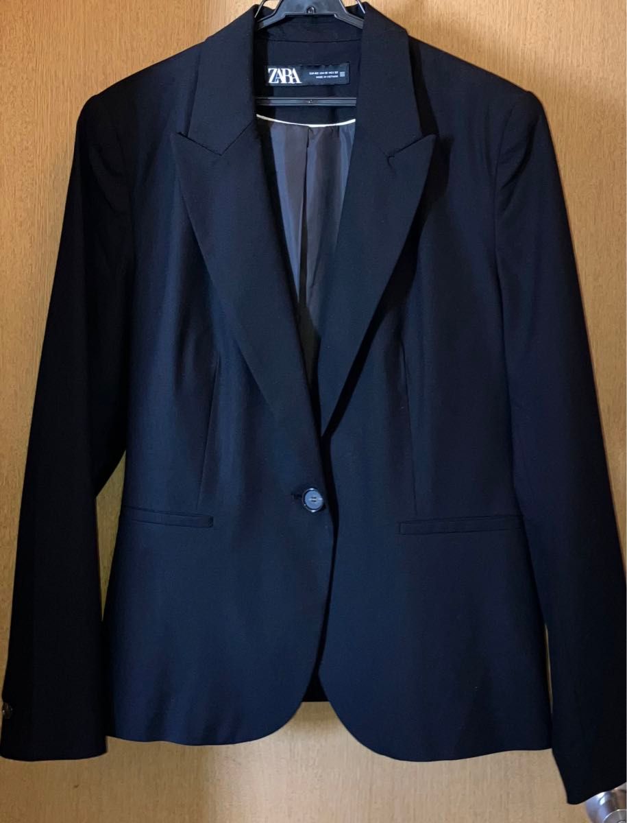 ZARA ザラ パンツスーツ 黒 S〜M ビジネススーツ セットアップ ZARAセットアップ ジャケット パンツ スーツ 黒|Yahoo!フリマ