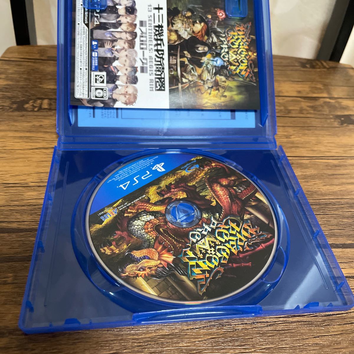 【PS4】 ドラゴンズクラウン・プロ 新価格版 キャンペーンパック（十三機兵防衛圏 プロローグ付き） PS4ソフト _画像3