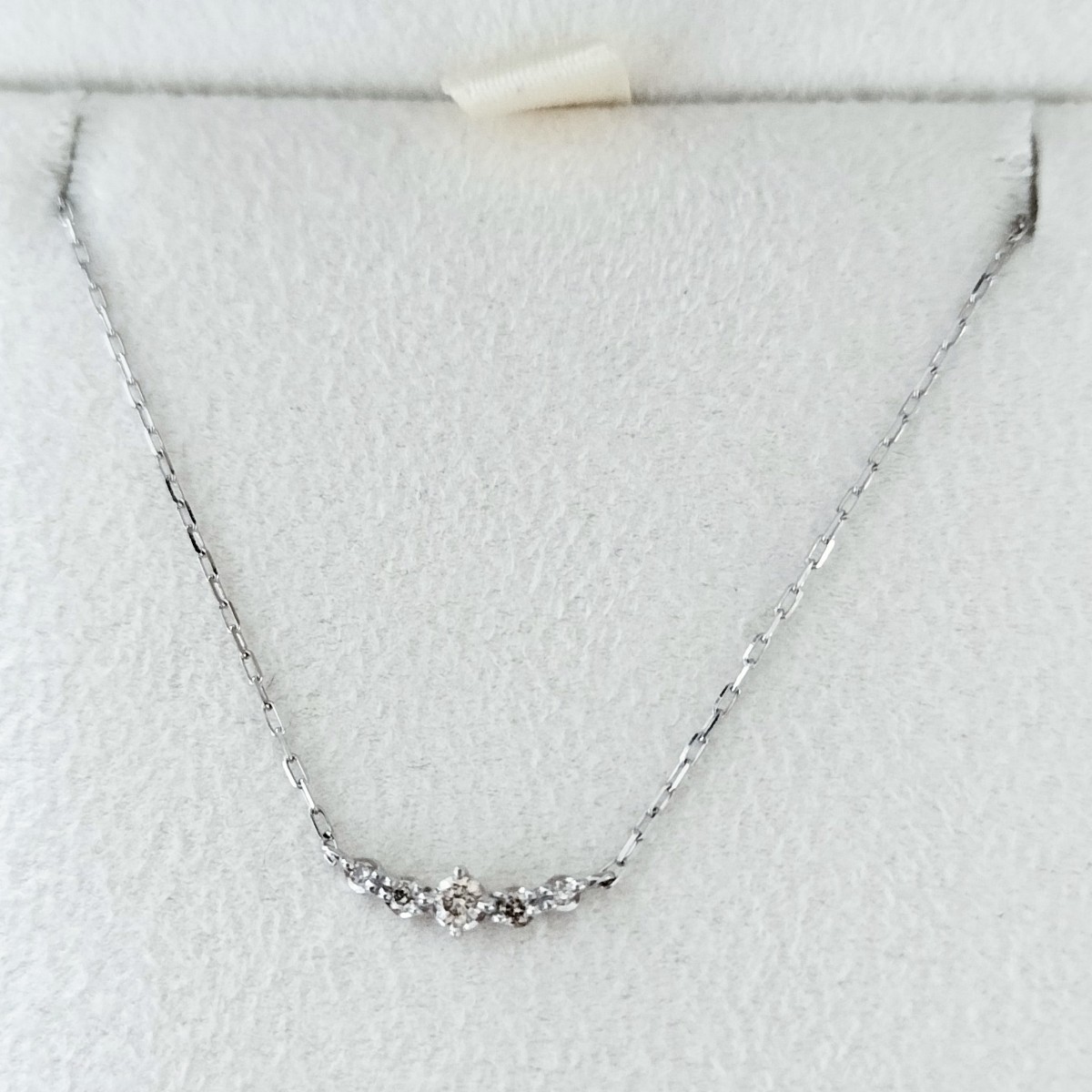 4℃ ダイヤモンド カーブライン ネックレス K10WG 0.9g