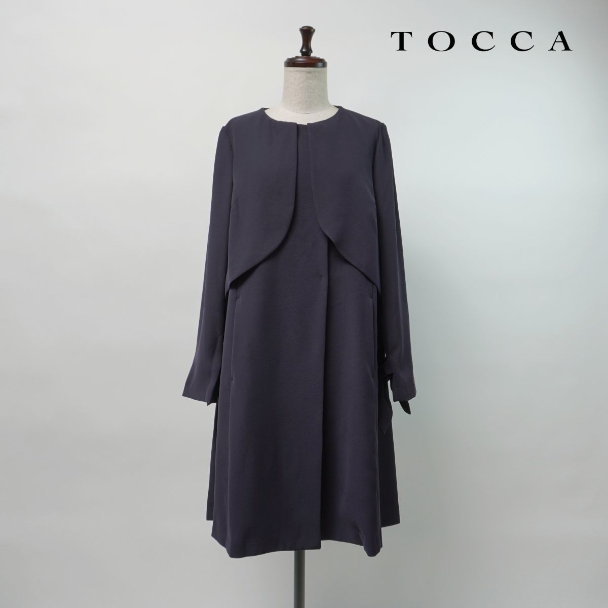  прекрасный товар TOCCA Tocca передний дизайн пальто рукав лента внешний женский чёрный черный размер 4*LC1463
