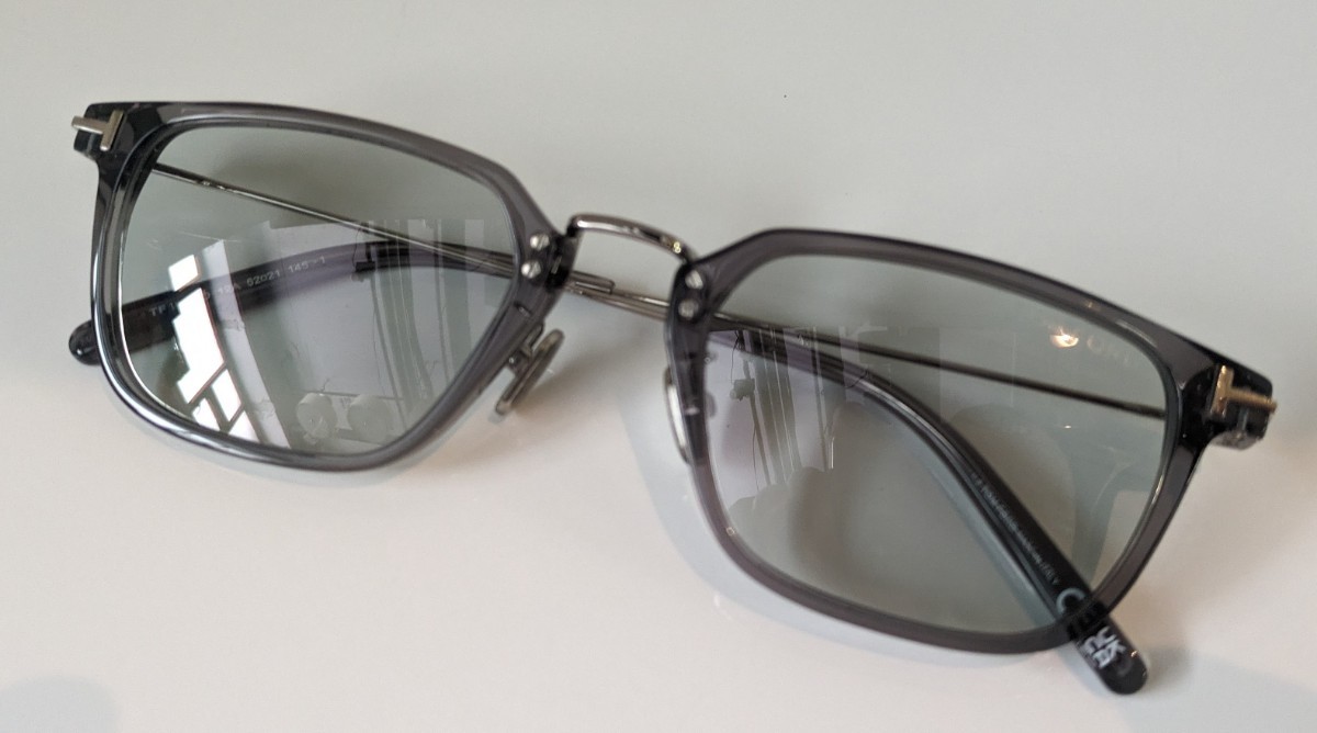 a送料無料TOM FORDトムフォードTF1042-d 12A 52□21 145-1 a送料無料TOM FORDトムフォードTF1042-d 12A 52□21 145-1