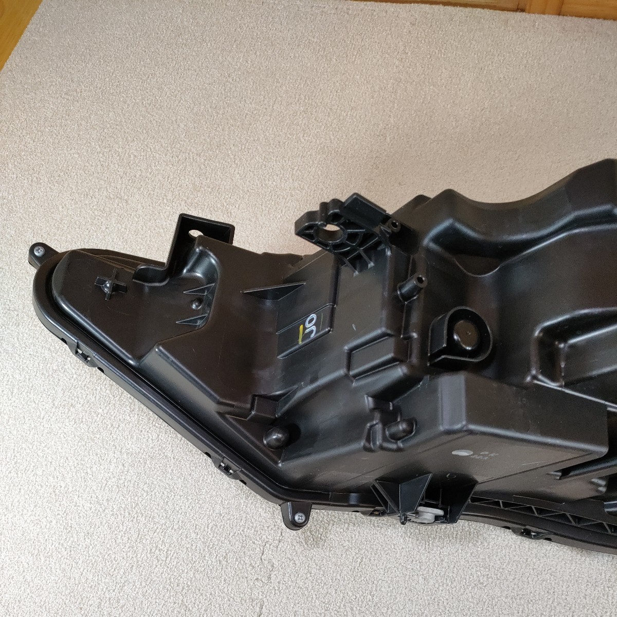新車外し ホンダ ヴェゼル VEZEL ヘッドライト 右側 LED RV5 RV6 新車外し ホンダ ヴェゼル VEZEL ヘッドライト 右側 LED RV5 RV6