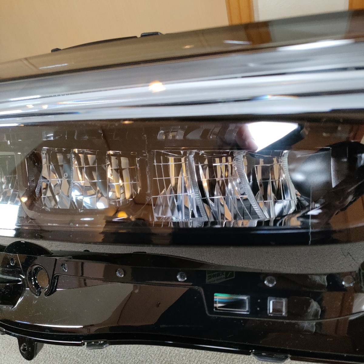 新車外し ホンダ ヴェゼル VEZEL ヘッドライト 右側 LED RV5 RV6 新車外し ホンダ ヴェゼル VEZEL ヘッドライト 右側 LED RV5 RV6