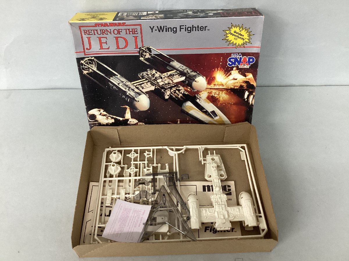 mpc　エムピーシー　プラモデル　未組立　飛行機　軍用機　スターウォーズ　STARWARS　ジェダイの復讐　Y-Wing Fighter_画像3