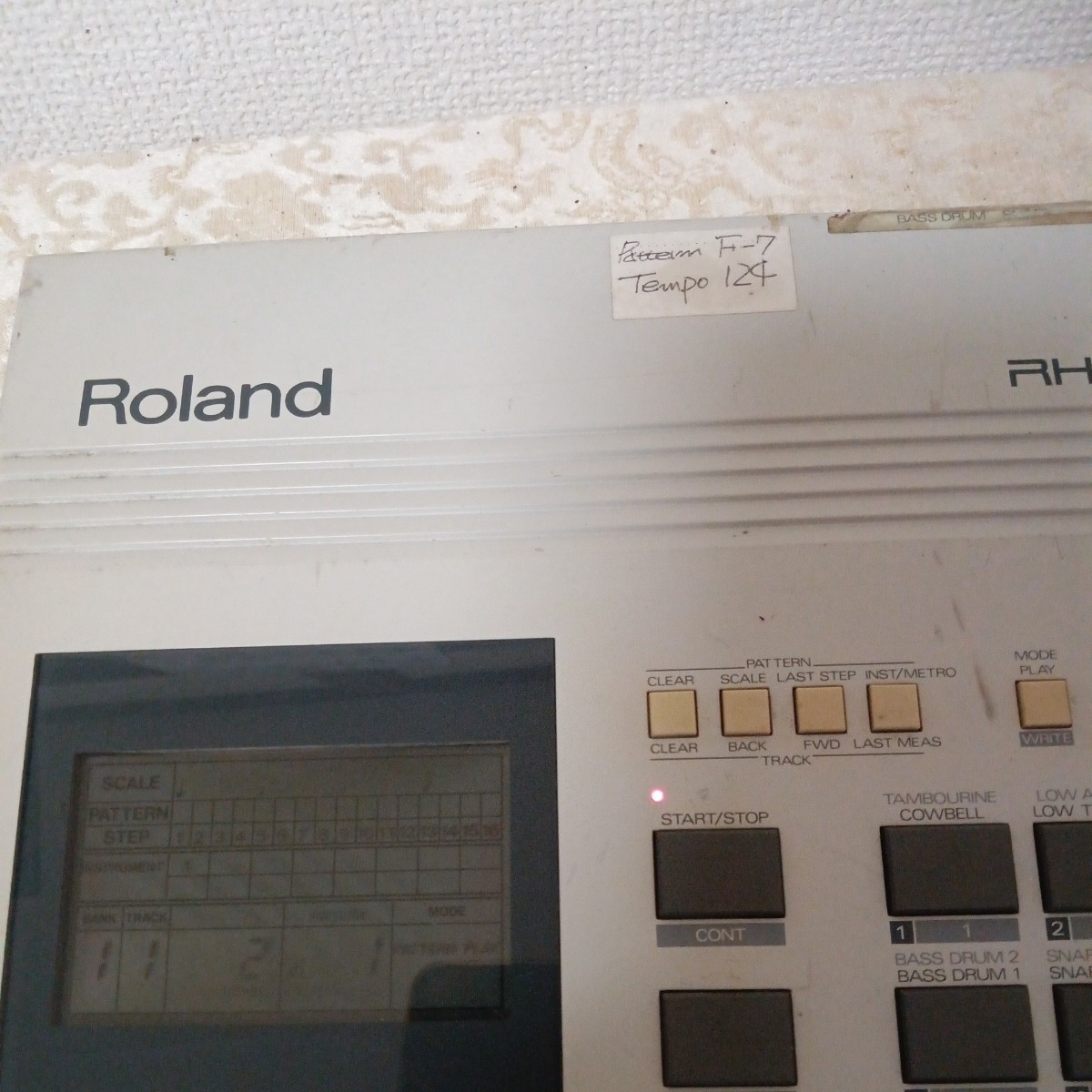 Roland TR-626 ドラムマシーン DRUM MACHINE (アダプター無し本体のみ)_画像2
