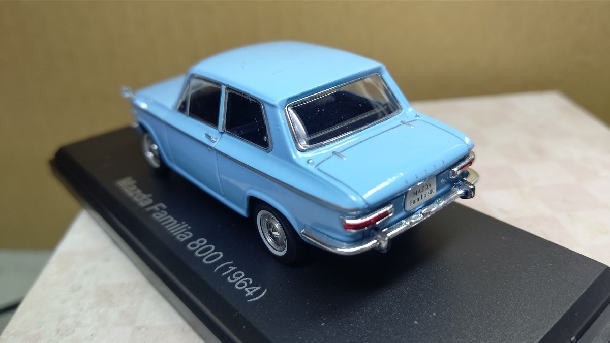 スケール 1/43 Mazda Familia 800 1964年 ！ マツダ ファミリア！ 国産名車コレクション！_画像4