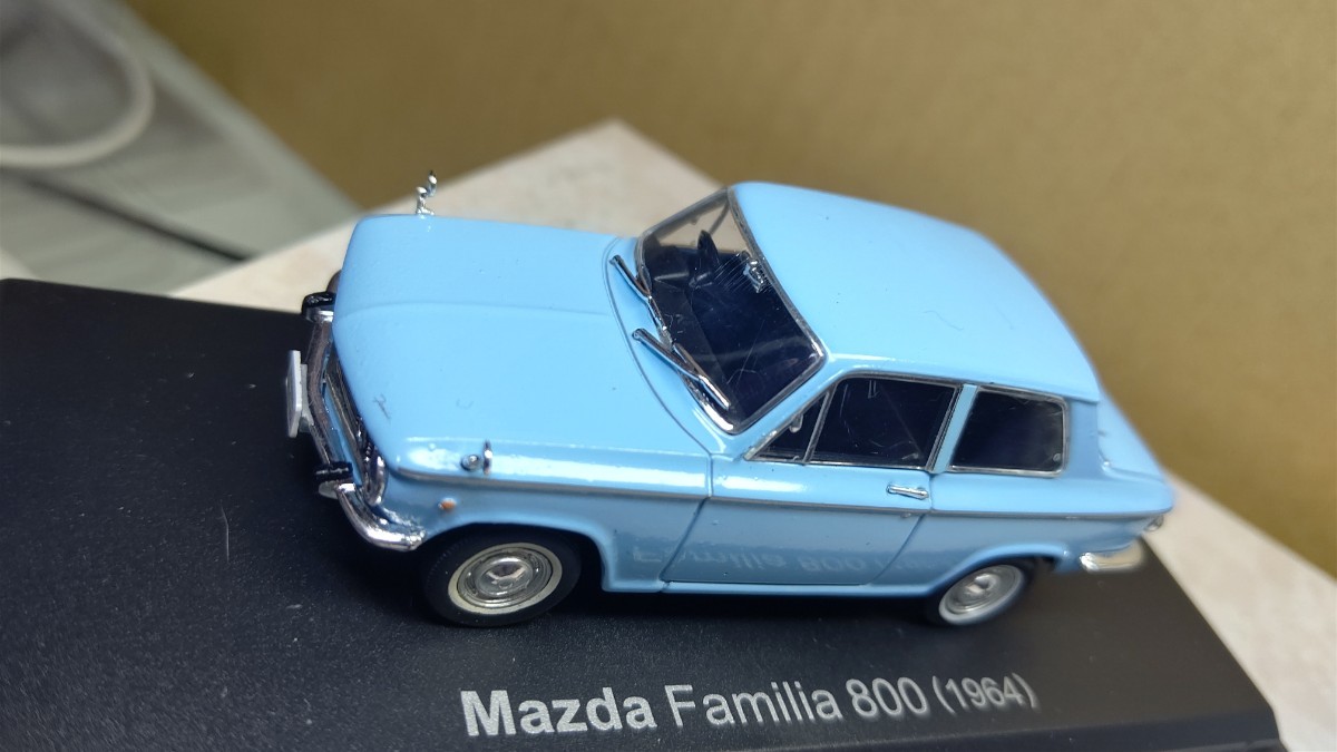 スケール 1/43 Mazda Familia 800 1964年 ！ マツダ ファミリア！ 国産名車コレクション！_画像3