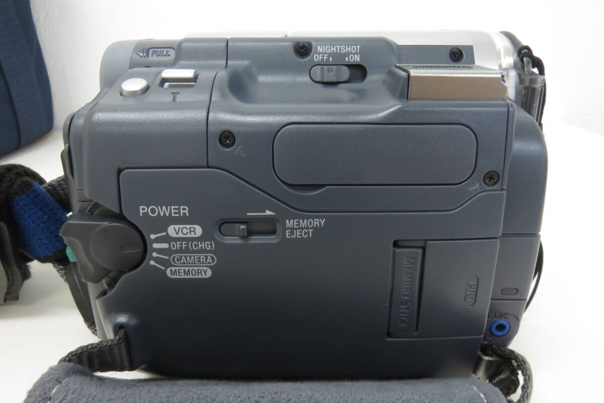15788 久602-190　SONY　DCR-TRV33E　ビデオカメラ　本体 説明書　ハンディカム　ビデオカメラレコーダー　映像機器　中古品　ヤ80_画像4