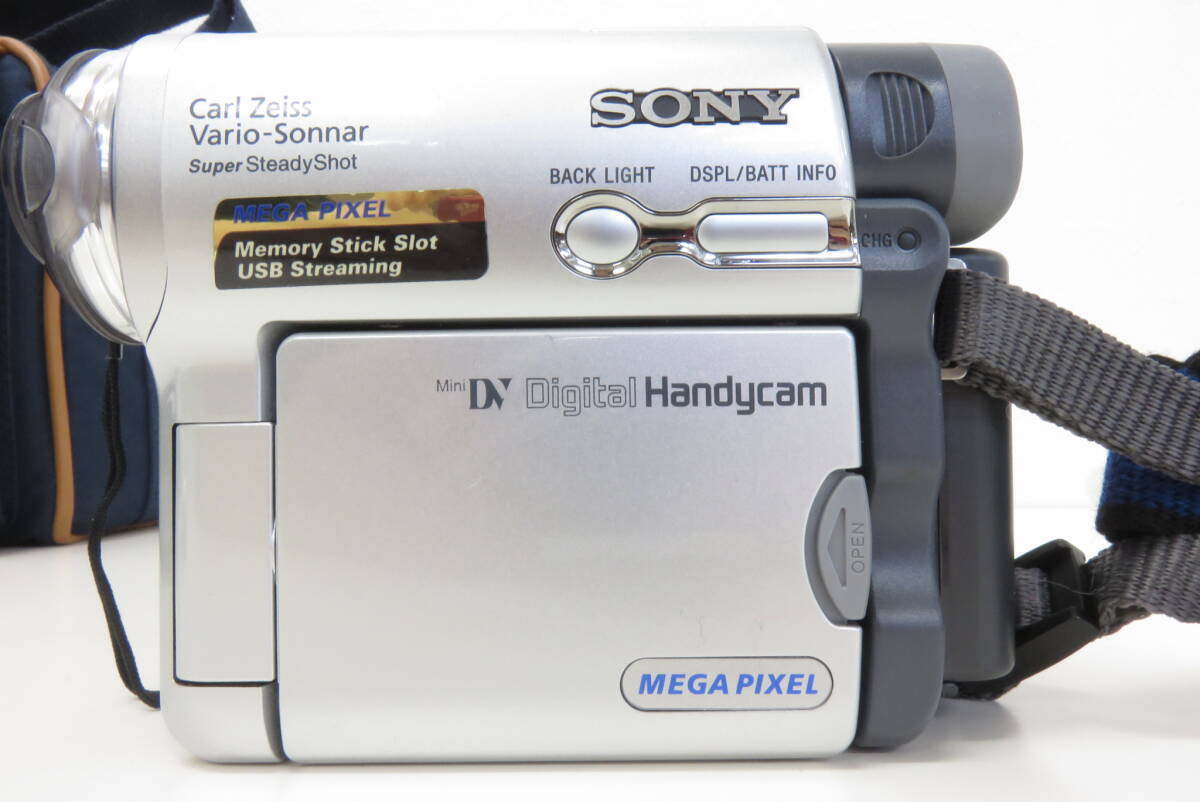 15788 久602-190　SONY　DCR-TRV33E　ビデオカメラ　本体 説明書　ハンディカム　ビデオカメラレコーダー　映像機器　中古品　ヤ80_画像3