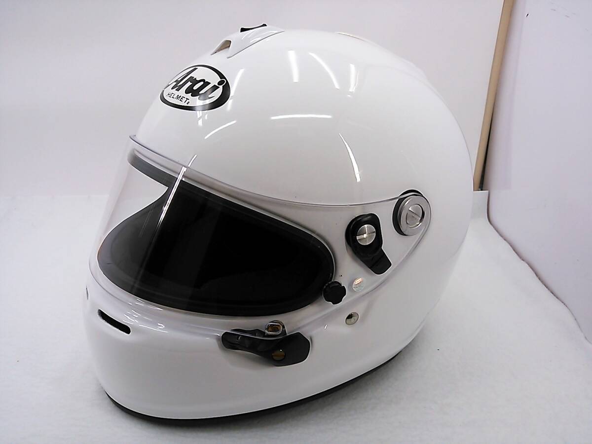 【送料無料】使用極わずか 美品 Arai アライ GP-6S 8859 ホワイト Mサイズ 57-58cm 元箱付き 4輪用 カート フルフェイスヘルメットの画像2