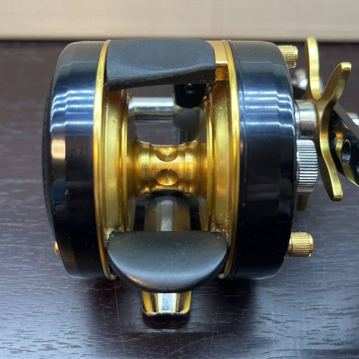 送料無料 【美品 】AbuGarcia アンバサダー4600C4 ハイパー 送料無料 【美品 】AbuGarcia アンバサダー4600C4 ハイパー