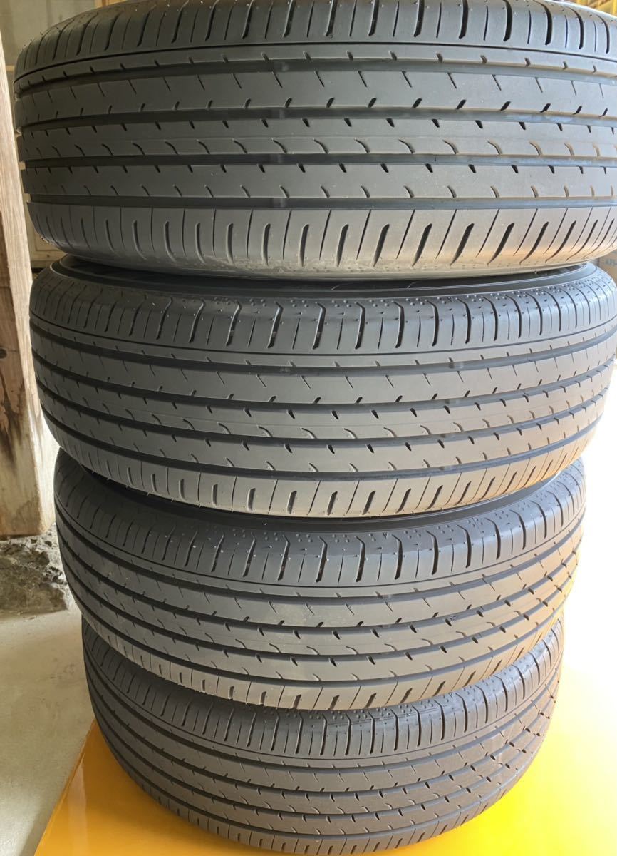 即決 新車外し 4本セットの内2本 2023年製 タイヤ 225/60R18 即決 新車外し 4本セットの内2本 2023年製 タイヤ 225/60R18