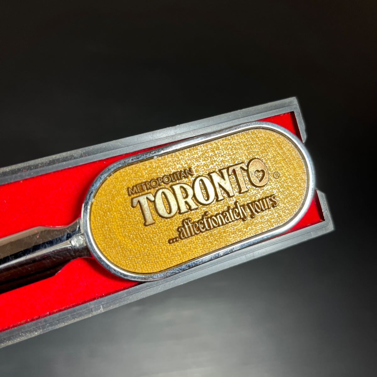  paper-knife Toronto Toronto City hole sliding knife Canada made metropolitan 