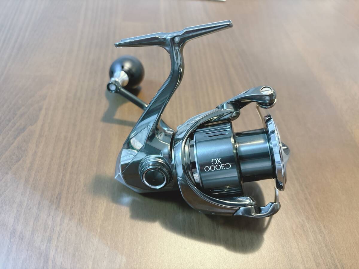 シマノ 22ステラ C3000XG SHIMANO 22 STELLA スピニングリール 中古品_画像2