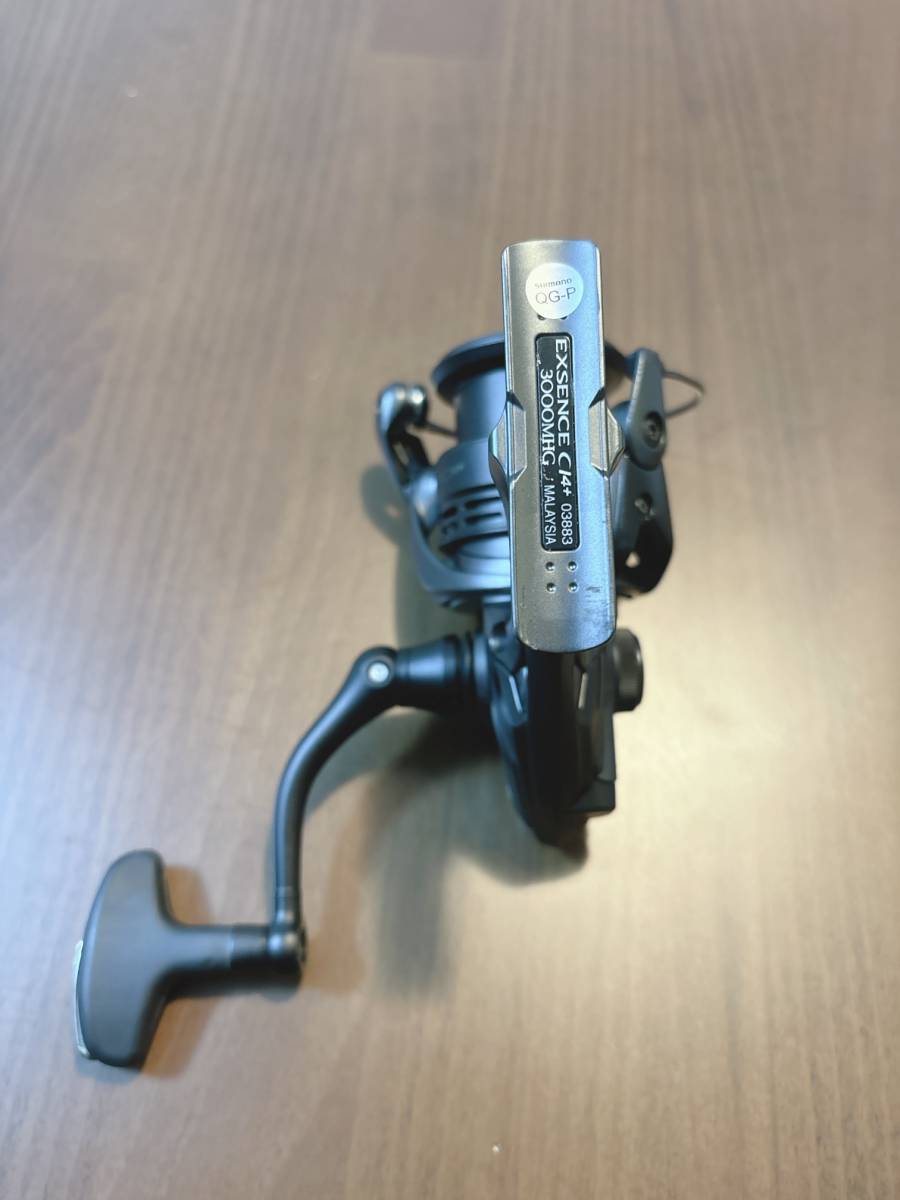 シマノ 18エクスセンスCI4+ 3000MHG SHIMANO EXSENCE CI4+スピニングリール 中古品_画像2