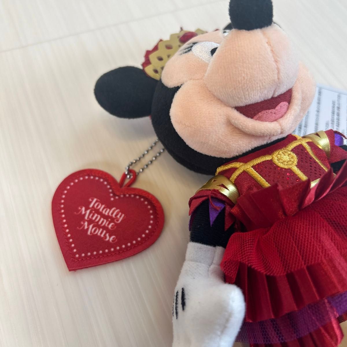 ディズニー ミニーちゃん ぬいぐるみバッジ トータリーミニー ディズニー ミニーちゃん ぬいぐるみバッジ トータリーミニー
