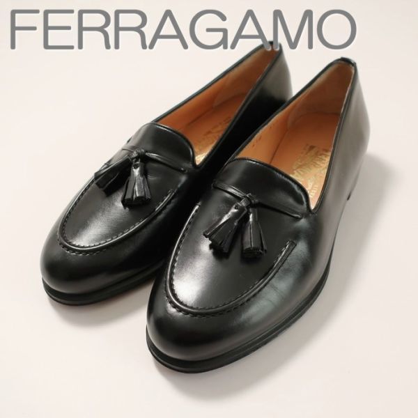 極美品 サルヴァトーレフェラガモ Salvatore Ferragamo タッセルローファー/革靴/イタリア製 ブラック 6ハーフEE（5140)adcfj