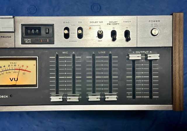 TEAC　高級カセットデッキの原点 A-450 動作確認品 　おまけで日本語取説および希少なサービスマニュアル付属　Special 5_画像4