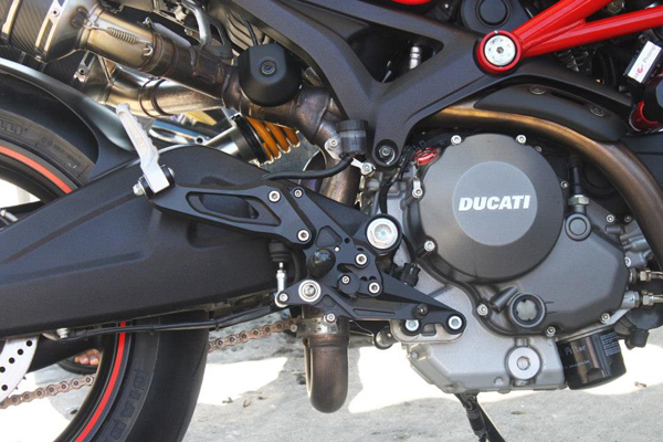 Monster1100 796 696 バックステップ rearsets Black_画像3