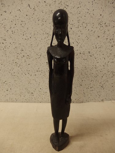 0140331s【アフリカ 女性 唐木材質 置物 人形 木彫り】高さ47cm程度/中古品_画像1