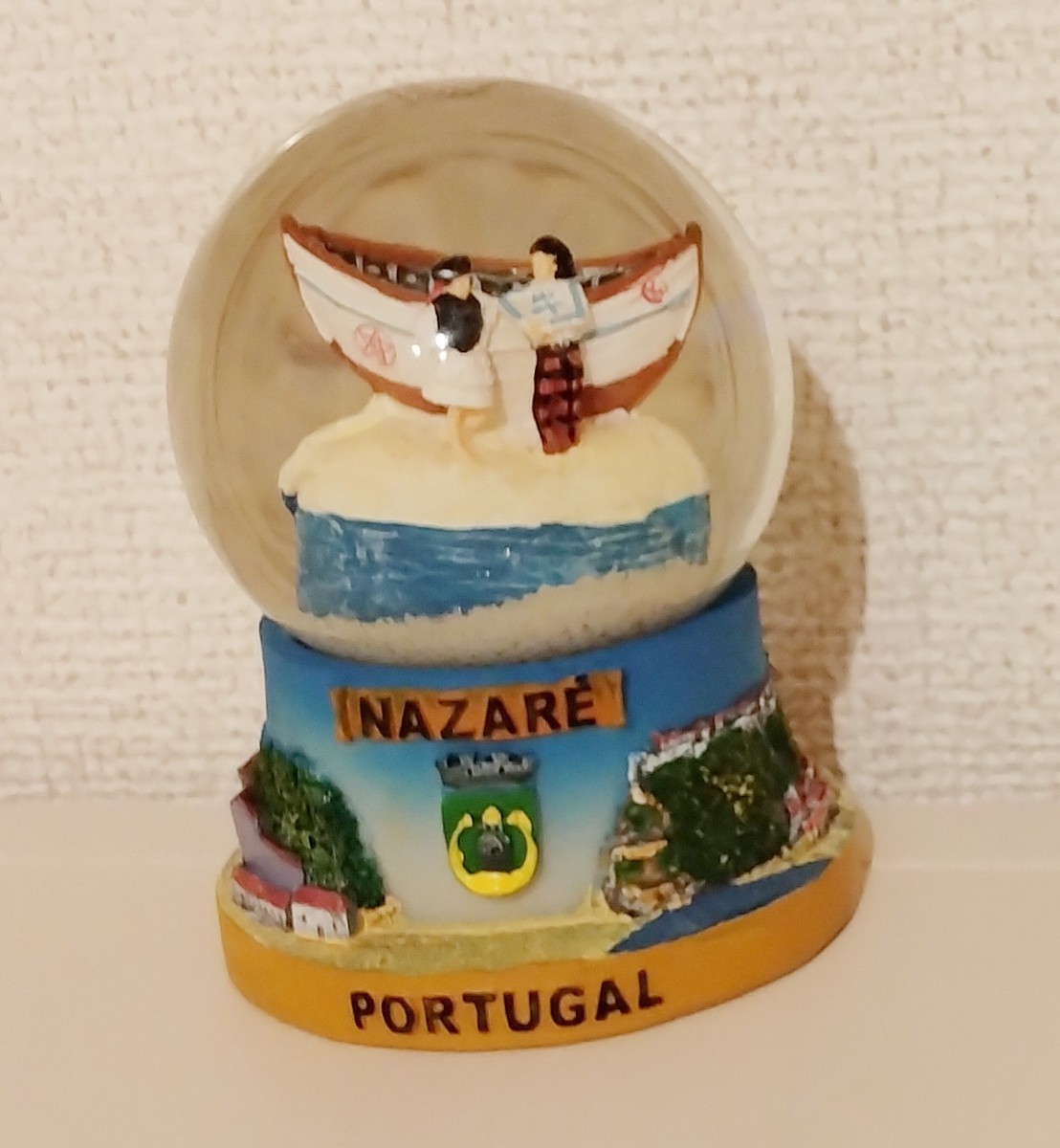 スノードーム スノーグローブ ポルトガル ナザレ 土産 ヨーロッパ 置物の画像1