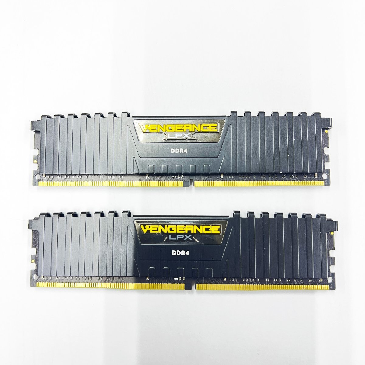 2枚組 VENGERNCE LPX DDR4 Gen6 i5/7 16GB (2×8GB) 2133MHz CMK16GX4M2A2133C13 メモリ 中古 デスクトップパソコン用 B2401Z240 1円～_画像1