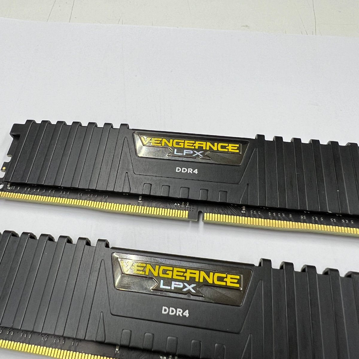 2枚組 VENGERNCE LPX DDR4 Gen6 i5/7 16GB (2×8GB) 2133MHz CMK16GX4M2A2133C13 メモリ 中古 デスクトップパソコン用 B2401Z240 1円～_画像2