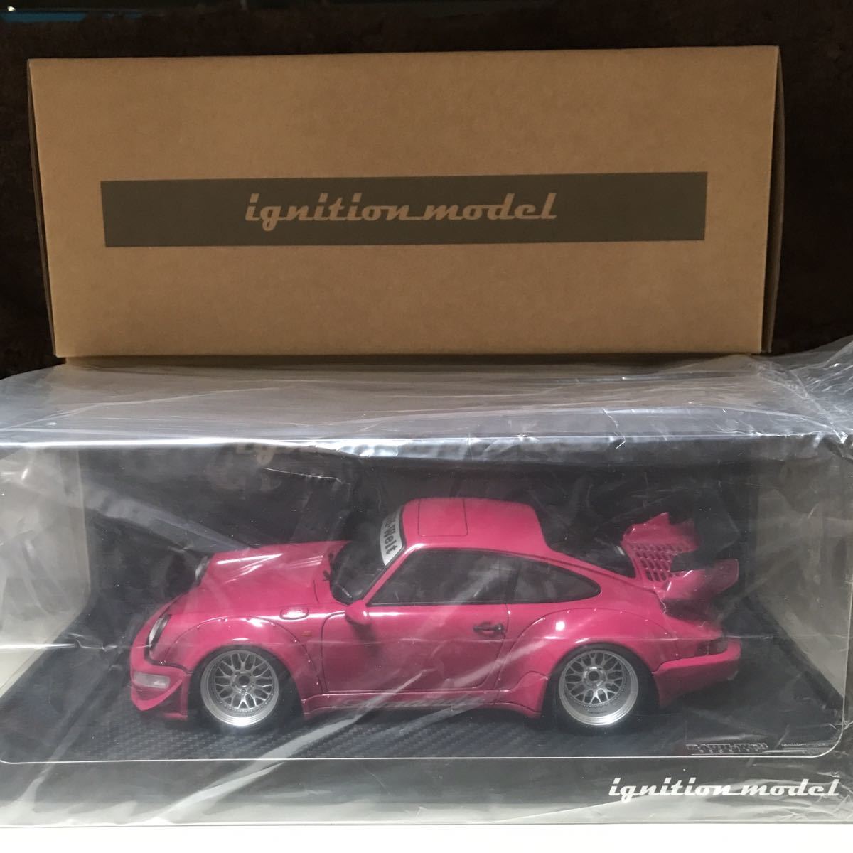 ignition model イグニッションモデル IG2459 1/18 RWB PORSCHE 964 Pink RAUH-Welt BEGRIFF ポルシェ 911 993 中井 啓 ピンク_画像3