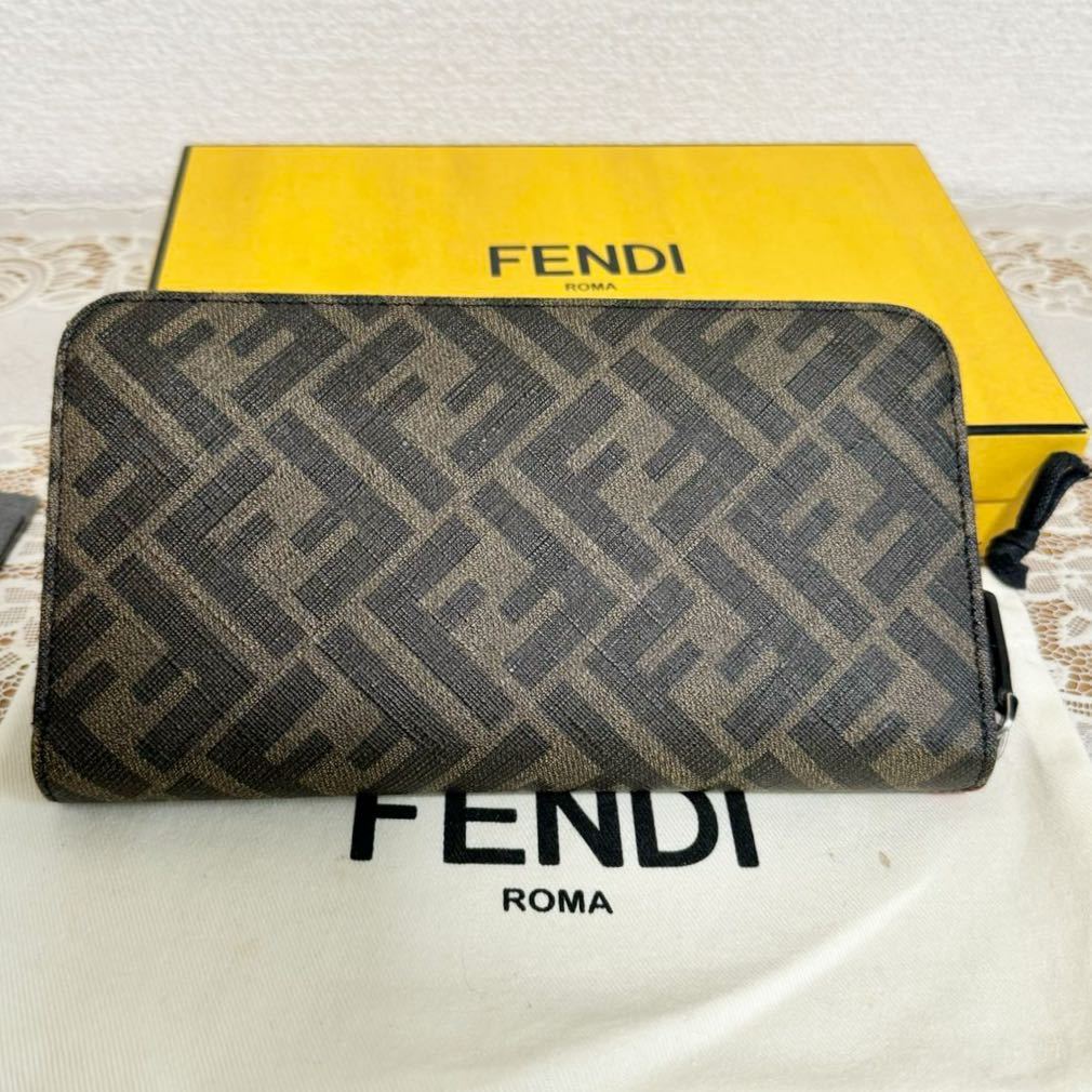 美品★ FENDI フェンディ ジップアラウンド ラウンドファスナー 長財布 ズッカ柄 ブラウン×レッド_画像3