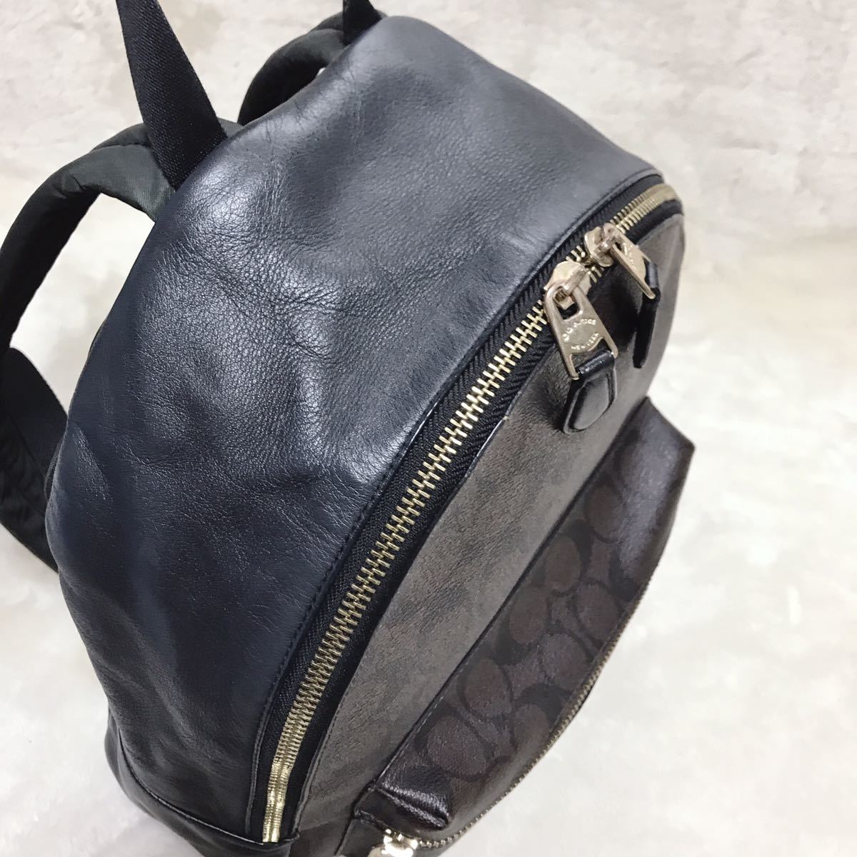 美品 COACH シグネチャー PVCレザー バックパック リュックサック ロゴ_画像6