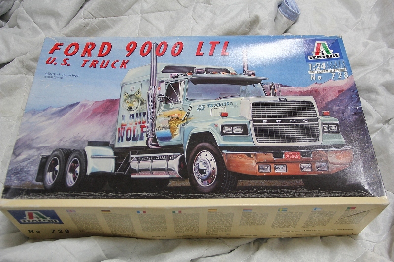 1/24 大型トラック フォード9000 ITALERI No 728 検索 アメリカ FORD 9000 LTL イタレリ 模型 プラモデル グッズ_画像1